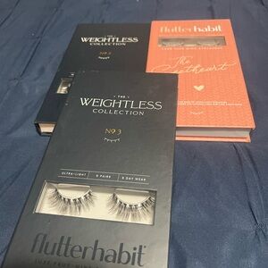 Flutterhabit:
2 Weightless No. 2
1 The Sweetheart